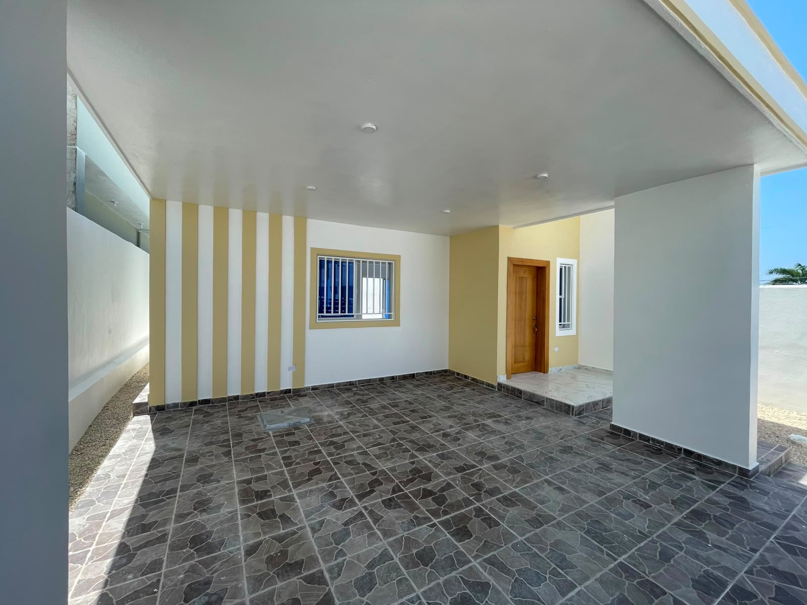Modern Villa for Sale in Torre Alta